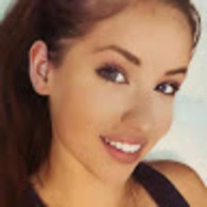 Meet your Posher, Carly